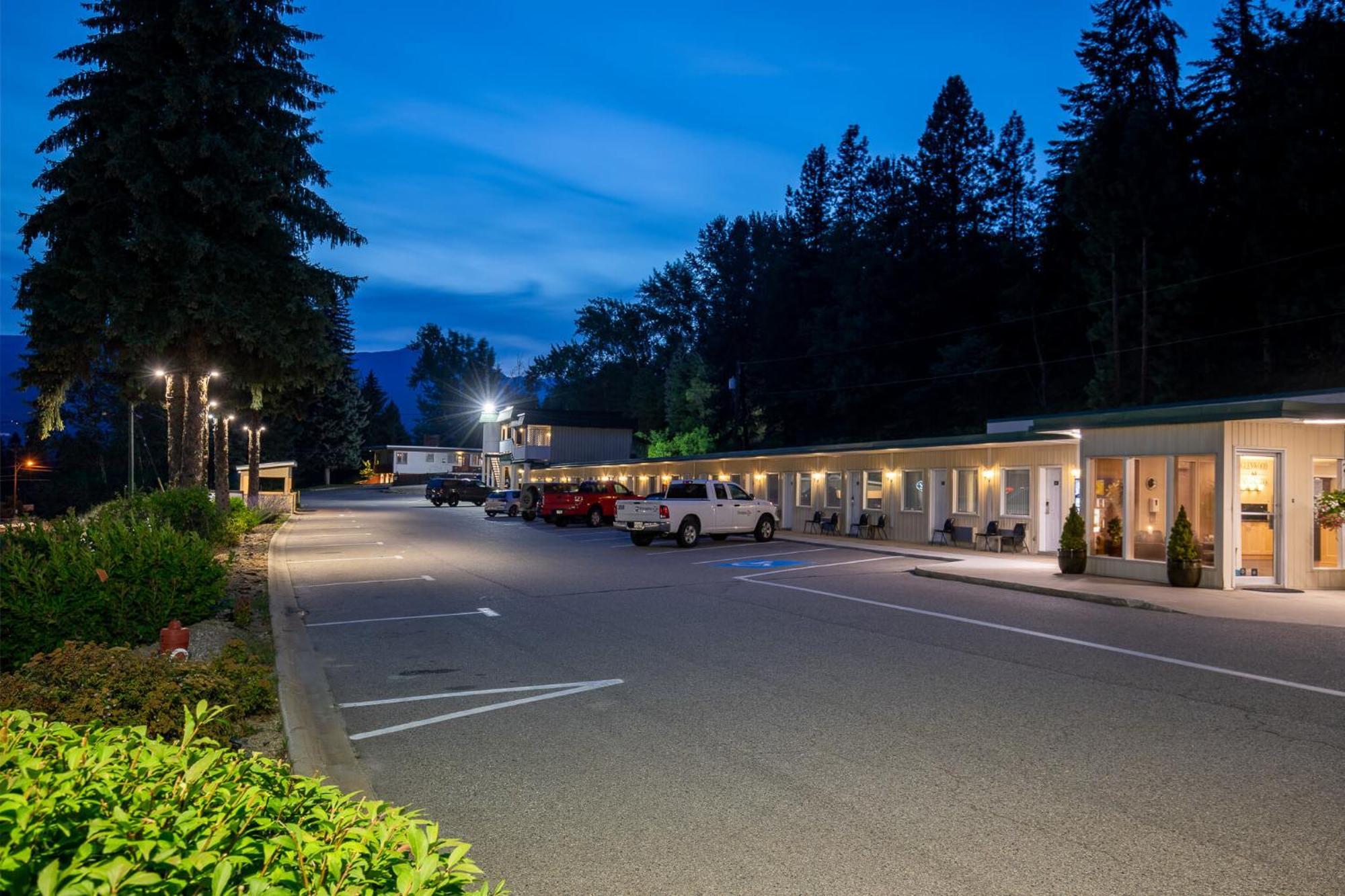 Glenwood Inn & Suites トレール エクステリア 写真