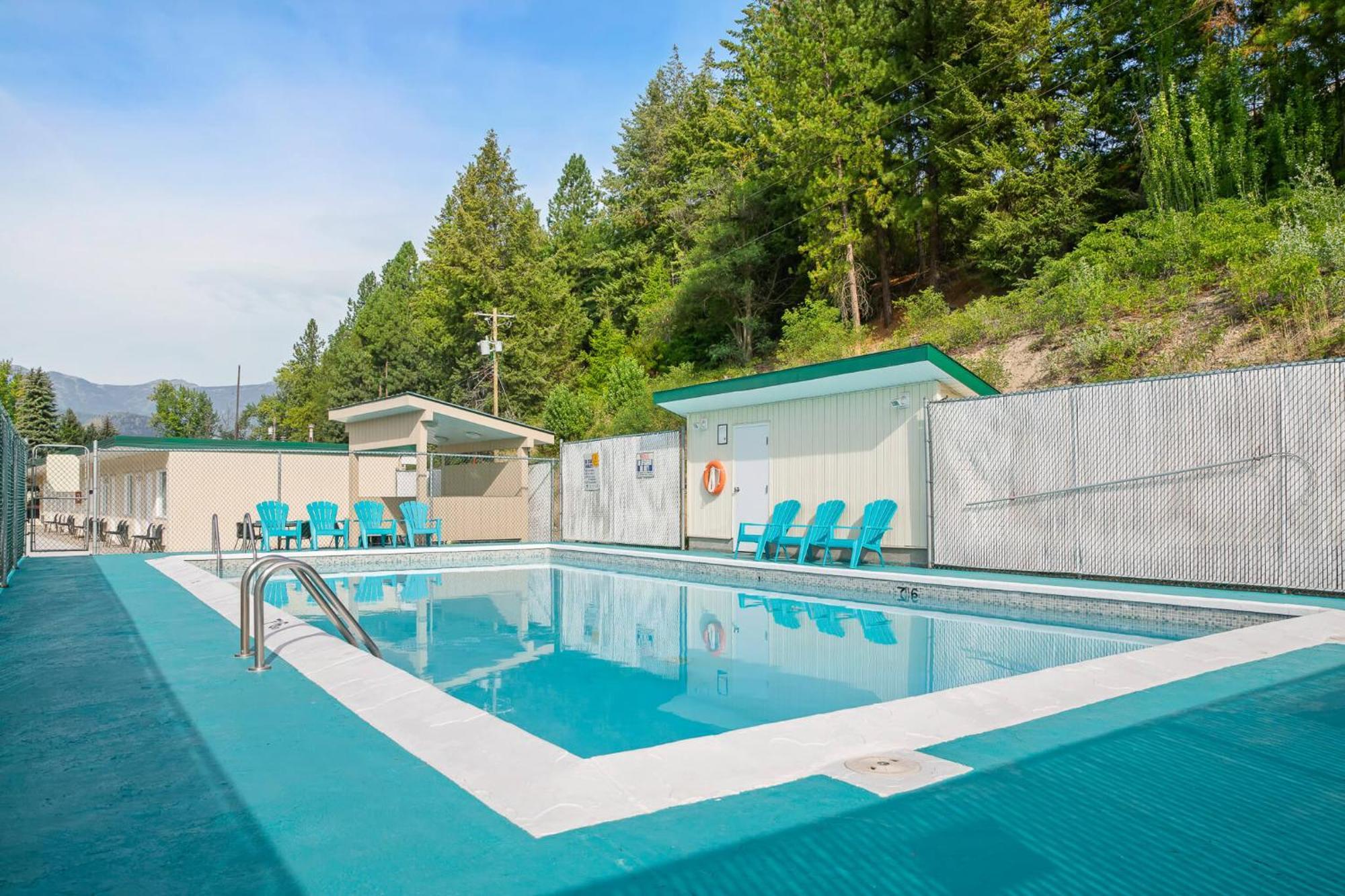 Glenwood Inn & Suites トレール エクステリア 写真