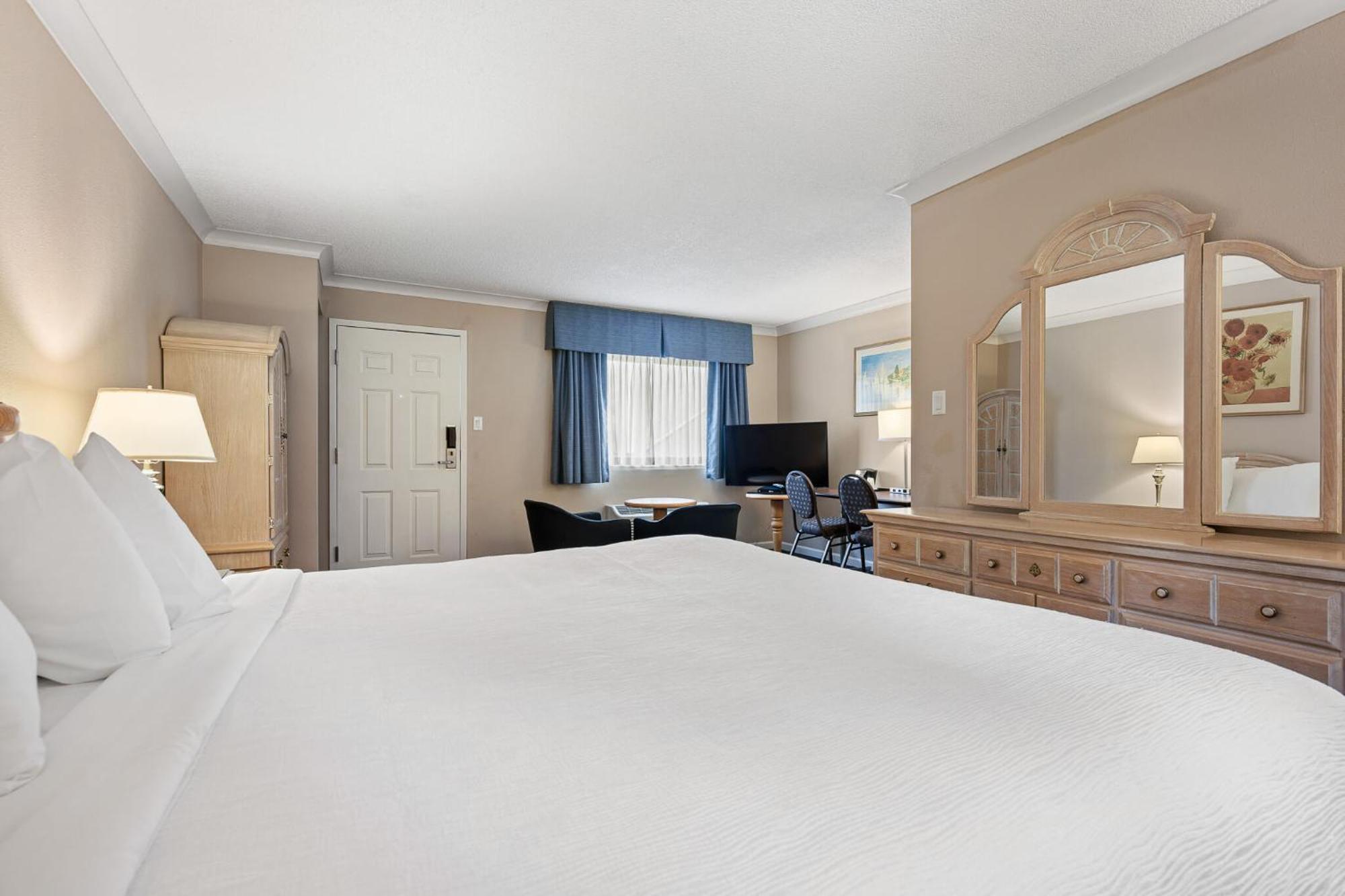 Glenwood Inn & Suites トレール エクステリア 写真