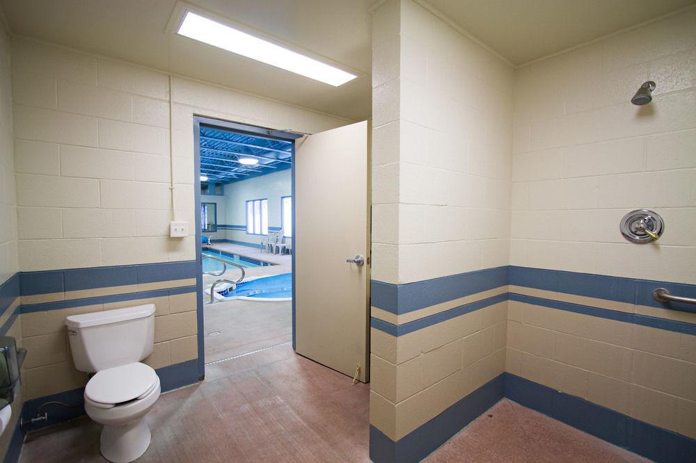 Glenwood Inn & Suites トレール エクステリア 写真